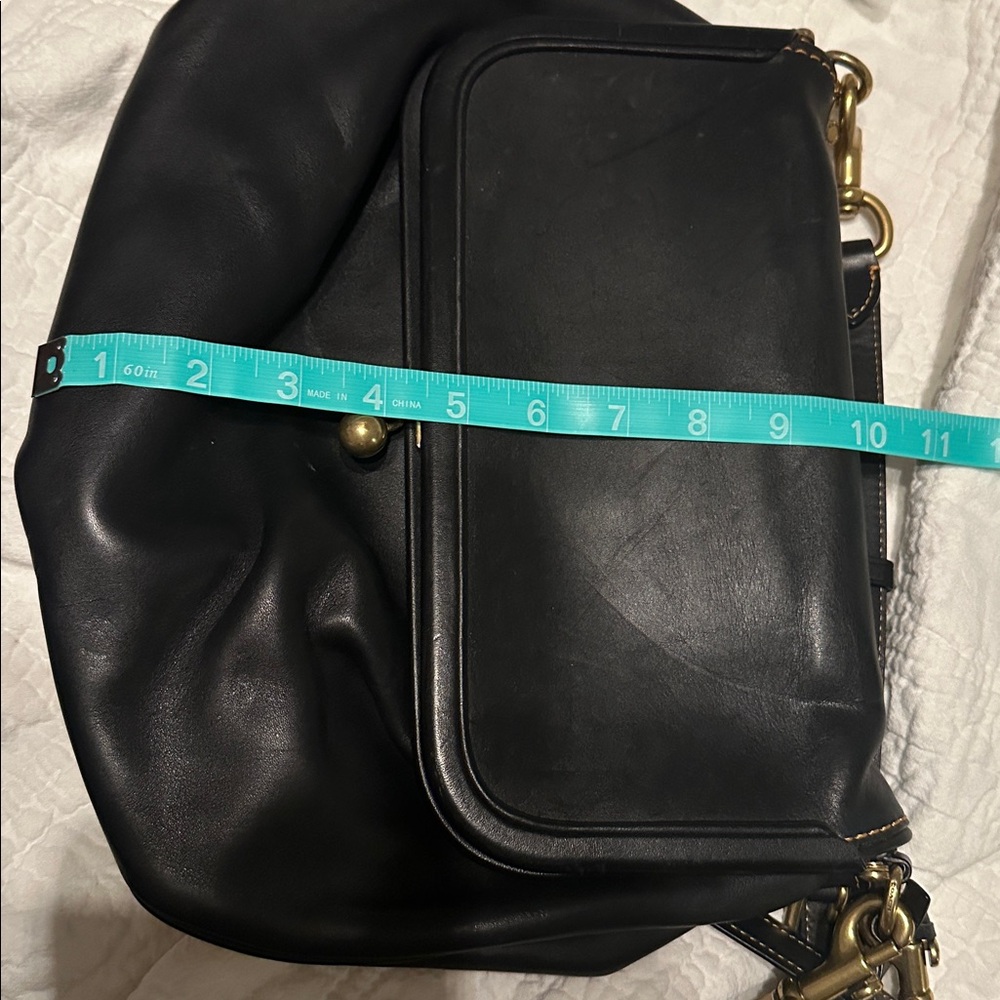 Vintage Coach Kisslock Crossbody Saddle Bucket Bag - Picture 9 of 15